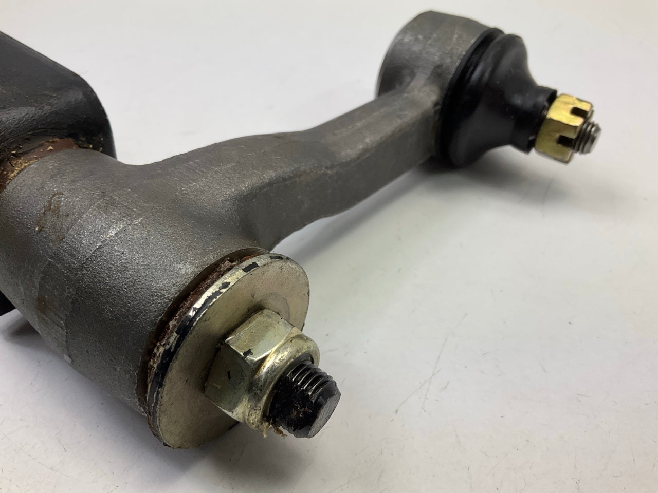 NEW GENUINE 555 MB-241421 Steering Idler Arm - 2WD ONLY