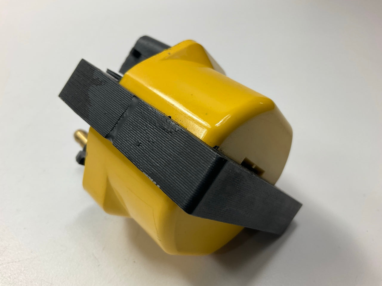 ACCEL 140011 SuperCoil Performance Ignition Coil For 84-95 GM HEI