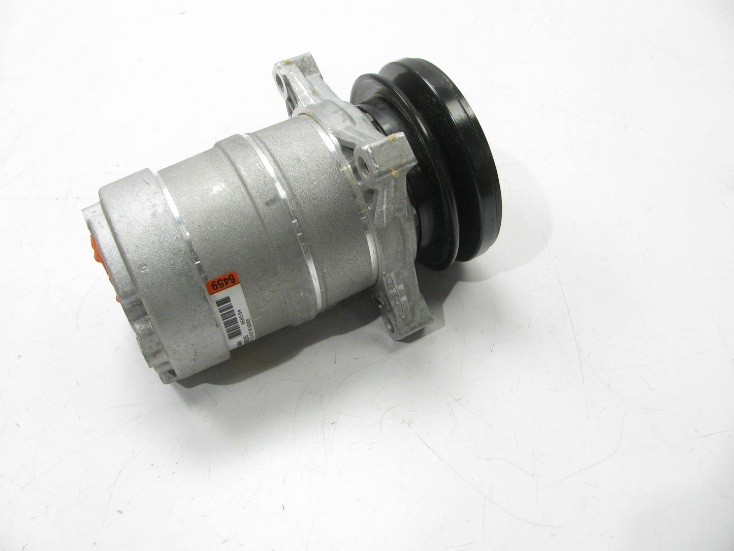 NEW GENUINE Acdelco 15-20235 HR6 A/C Compressor W/ Clutch