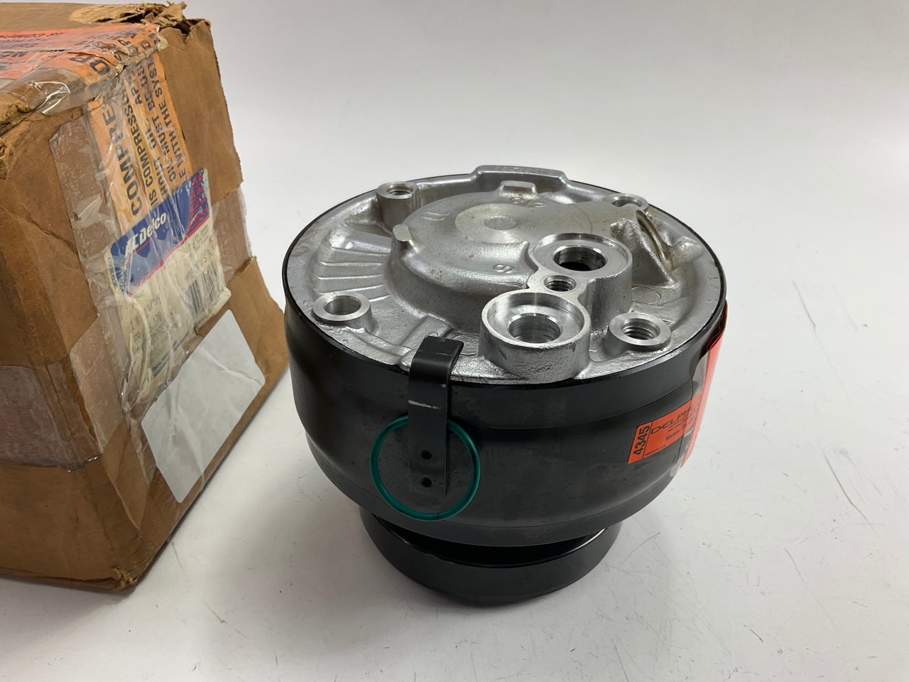 NEW GENUINE OEM Ac Delco 15-2999 A/C Compressor  GM # 1134345  R4 Type