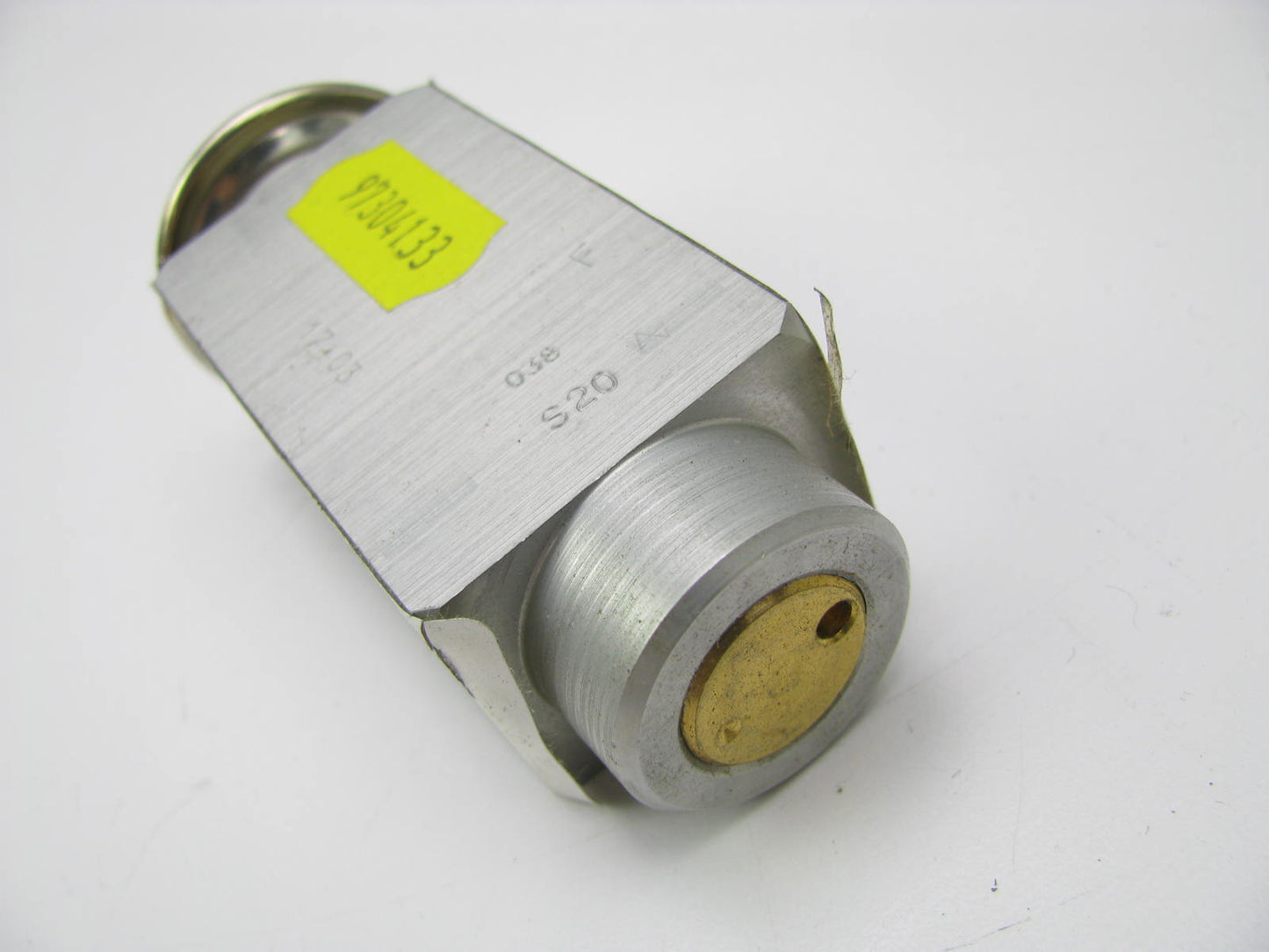 Acdelco 15-50151 A/C Expansion Valve For 1997-2001 Cadillac Catera