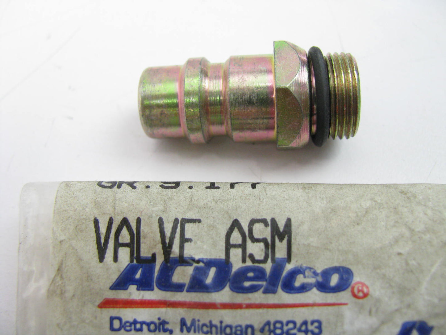 NEW - OEM Acdelco 15-5454 A/C System Pressure Valve 90-02 Topkick & Kodiak 3116