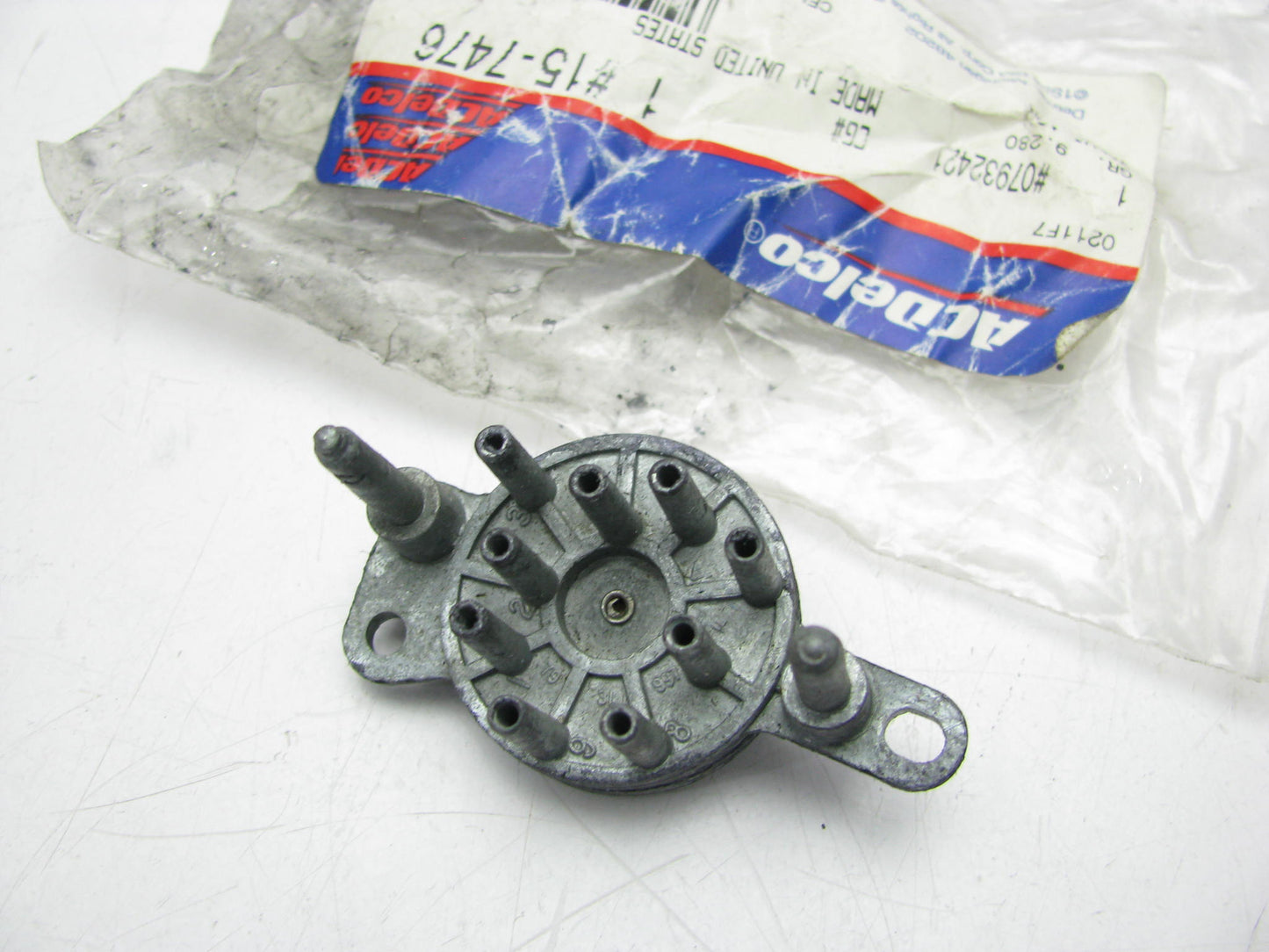 NEW OEM Acdelco 15-7476 9-Port A/C Vacuum Selector Valve