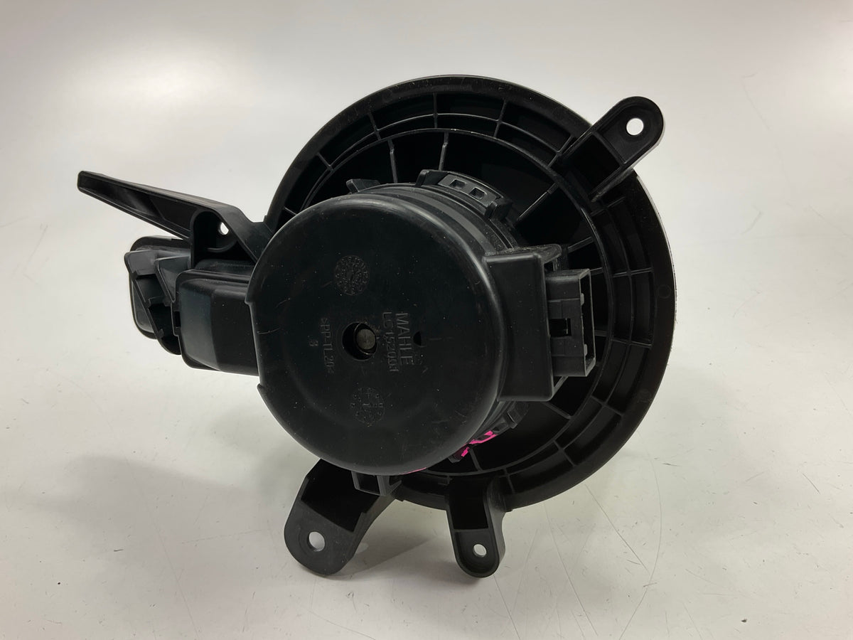 Acdelco 15-81982 Rear (Aux A/C) Blower Motor OEM GM 84369132