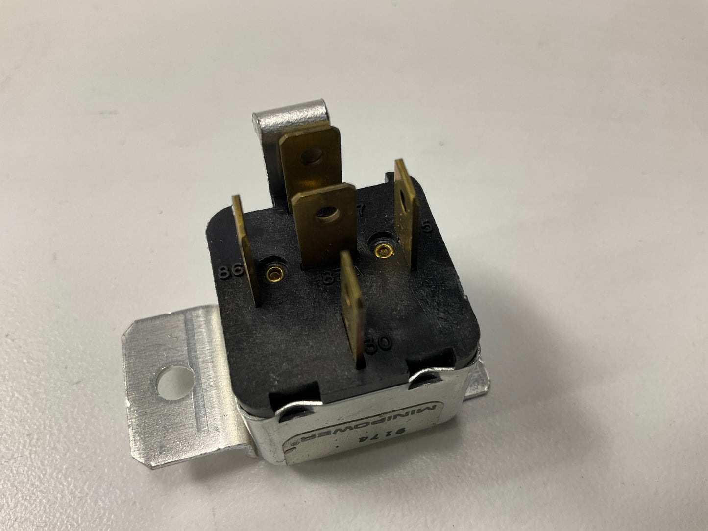 NOS OEM Acdelco 15-8239 Rear Window Defogger Relay - 1986-1989 C4 Corvette