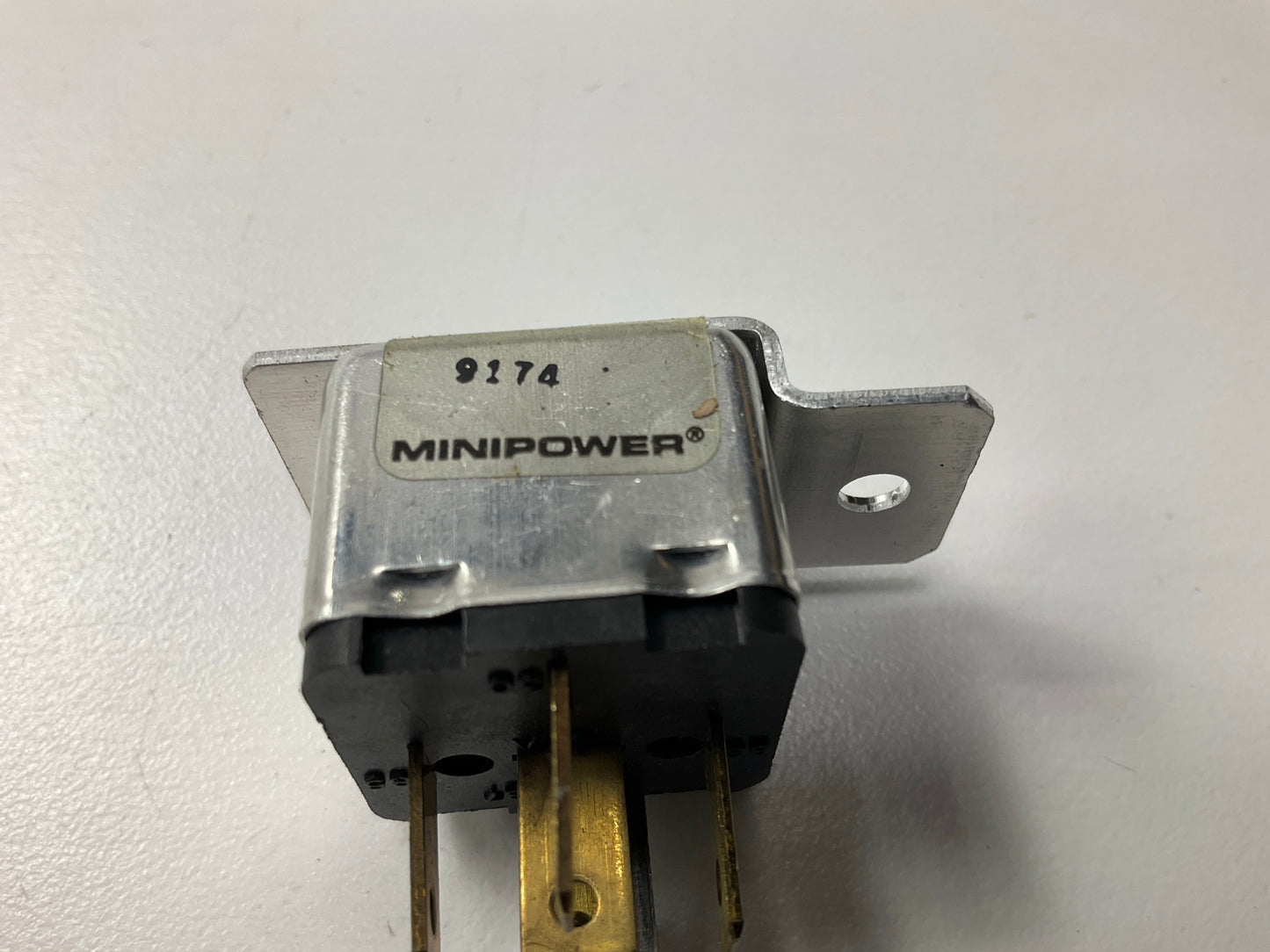 NOS OEM Acdelco 15-8239 Rear Window Defogger Relay - 1986-1989 C4 Corvette