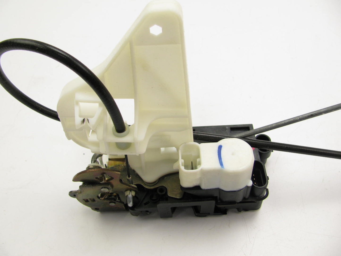 New OEM Acdelco Front Right Powered Door Lock Latch Actuator 00-05 Deville