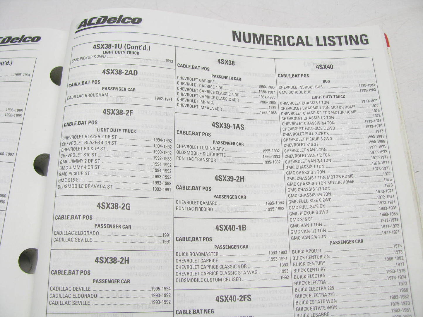 Acdelco 16A-100-2000 Wire & Cable Catalog - 2000, Weatherly # 432, 858 Pages