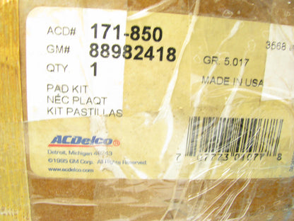 NEW GENUINE Acdelco 171-850 FRONT Brake Pads OEM GM # 88982418
