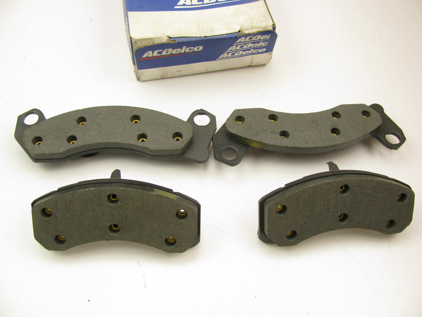 Acdelco 17D499A Front Disc Brake Pad Set - Semi-Metallic