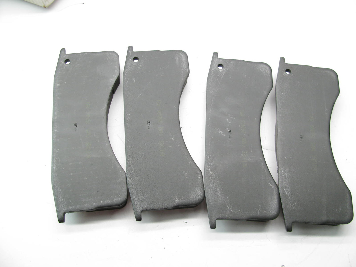 NEW GENUINE OEM Acdelco 17D769M Front Brake Pads - GM# 18039836