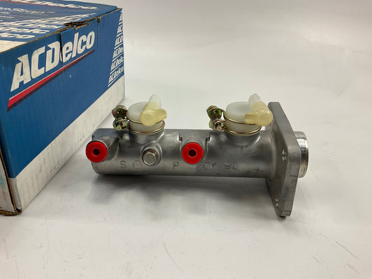 Acdelco 18M483 Brake Master Cylinder - 1992-94 Chevy W4500 Tiltmaster, 86-94 NPR