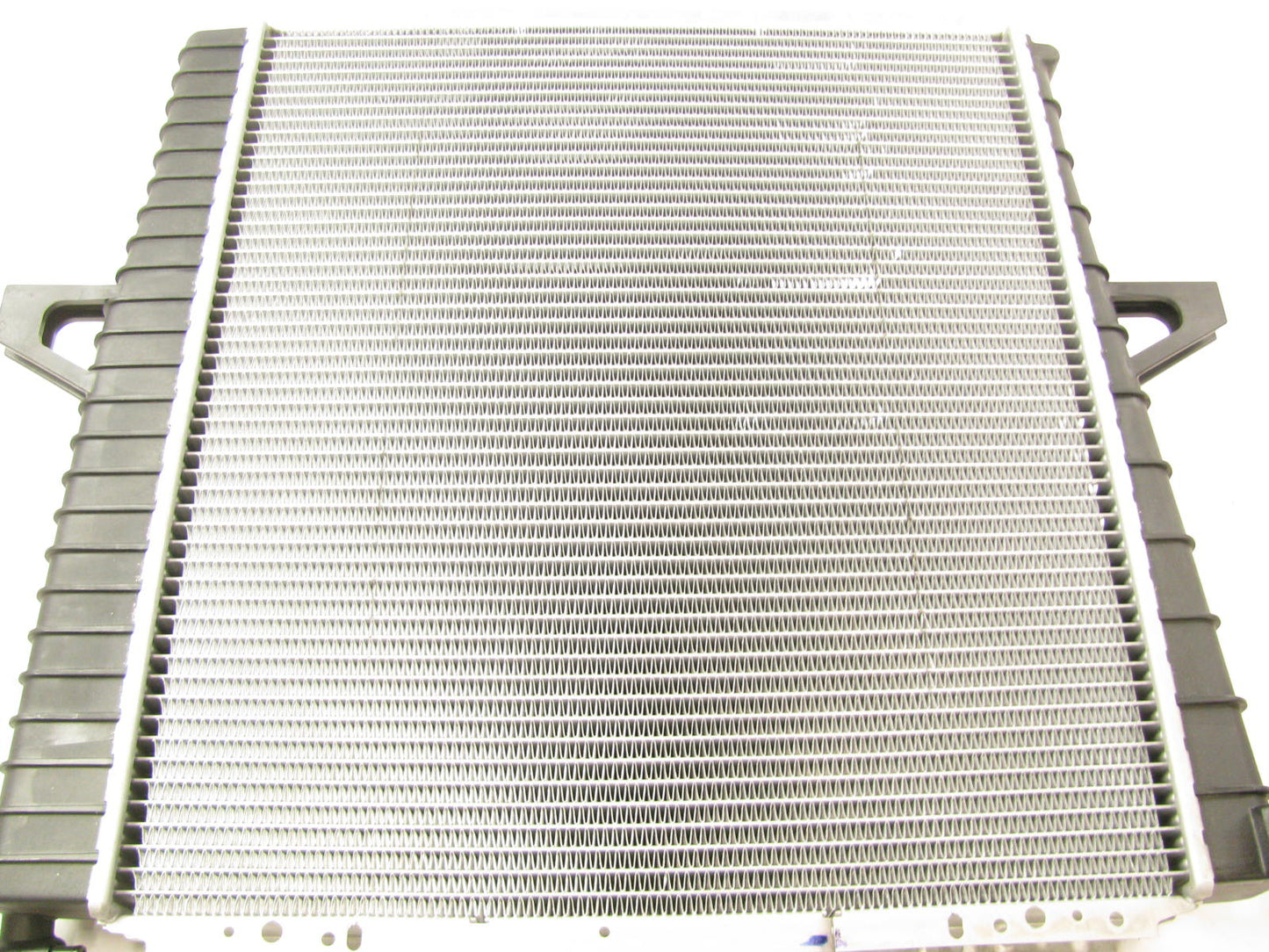 Acdelco 21315  2-Row Radiator Assembly For 1997-1999 Ford Explorer 4.0L V6