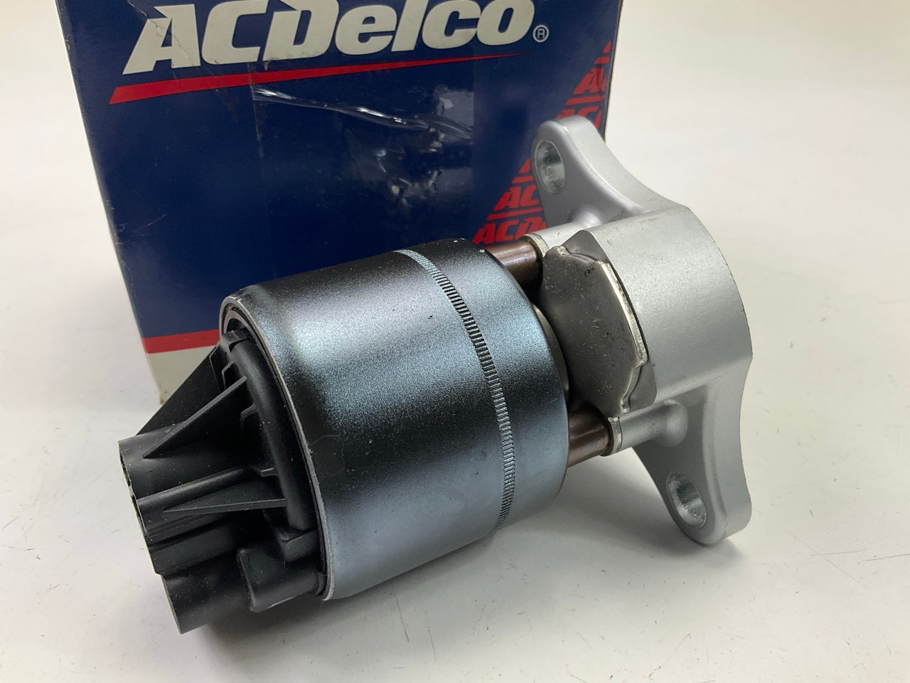 NEW Acdelco 214-5007 EGR Valve For 1994-1995 GM 3.8L V6 L27 L67 12578042