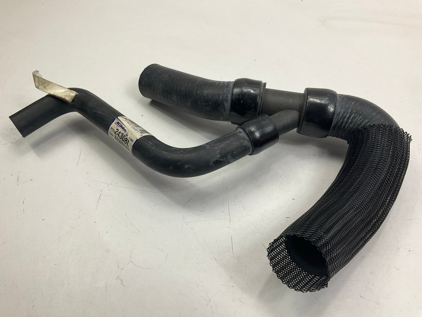 Acdelco 24308L Radiator Lower Coolant Hose OEM GM 88908597