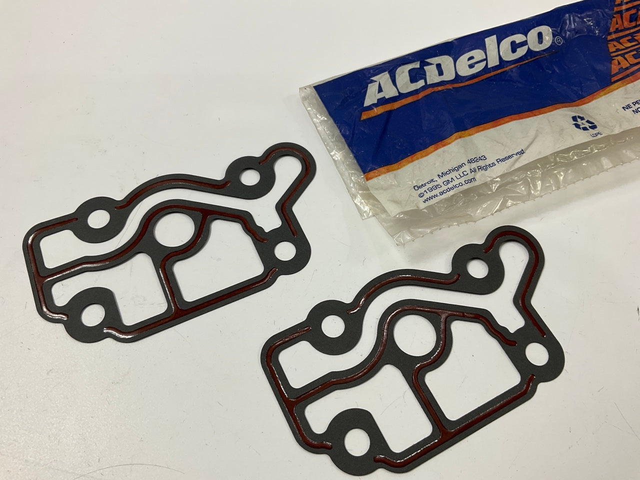 (2) Acdelco 25534742 Engine Oil Filter Adapter Gaskets
