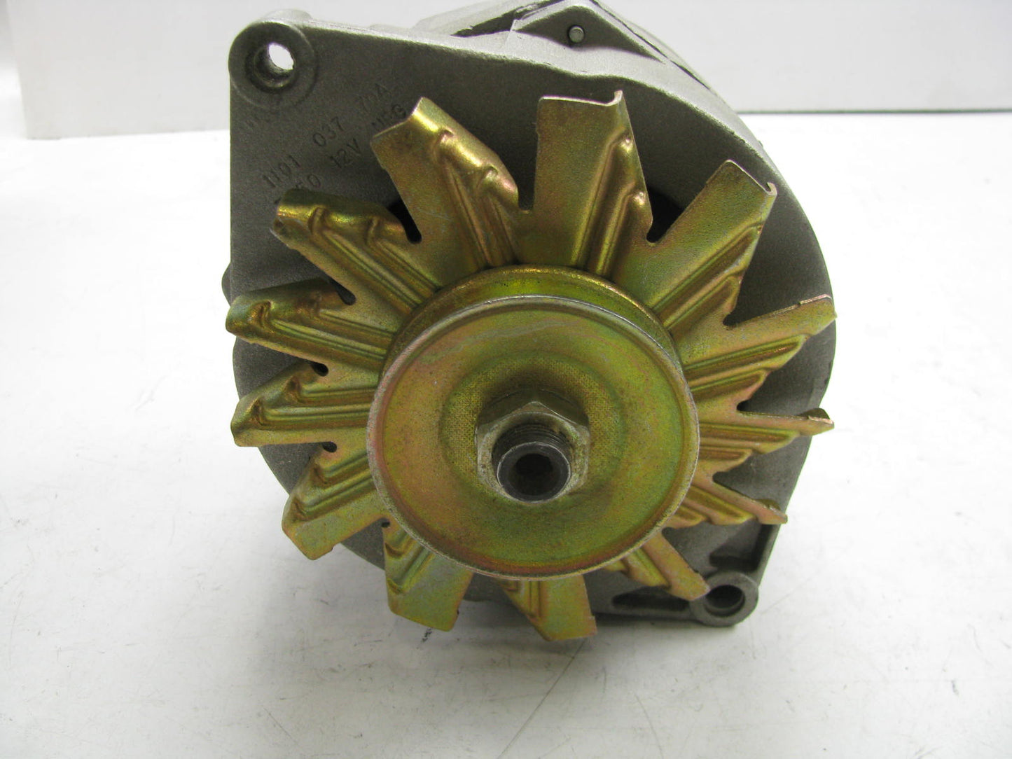 Acdelco 321-242 Remanufactured Alternator 70 Amp - 1987339