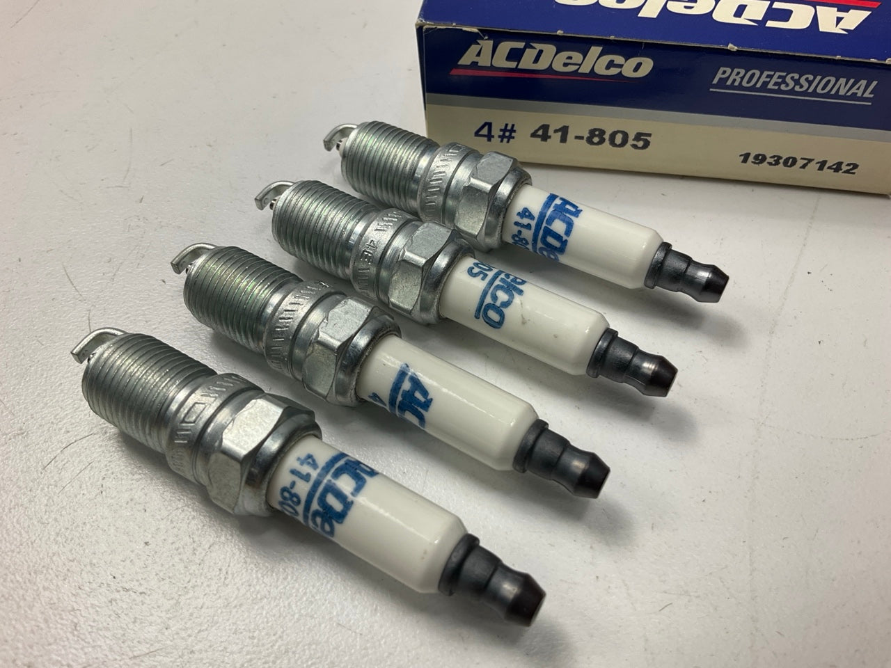 (4) Acdelco 41-805 Double Platnium Ignition Spark Plug