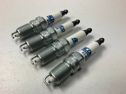 (4) Acdelco 41-805 Double Platnium Ignition Spark Plug
