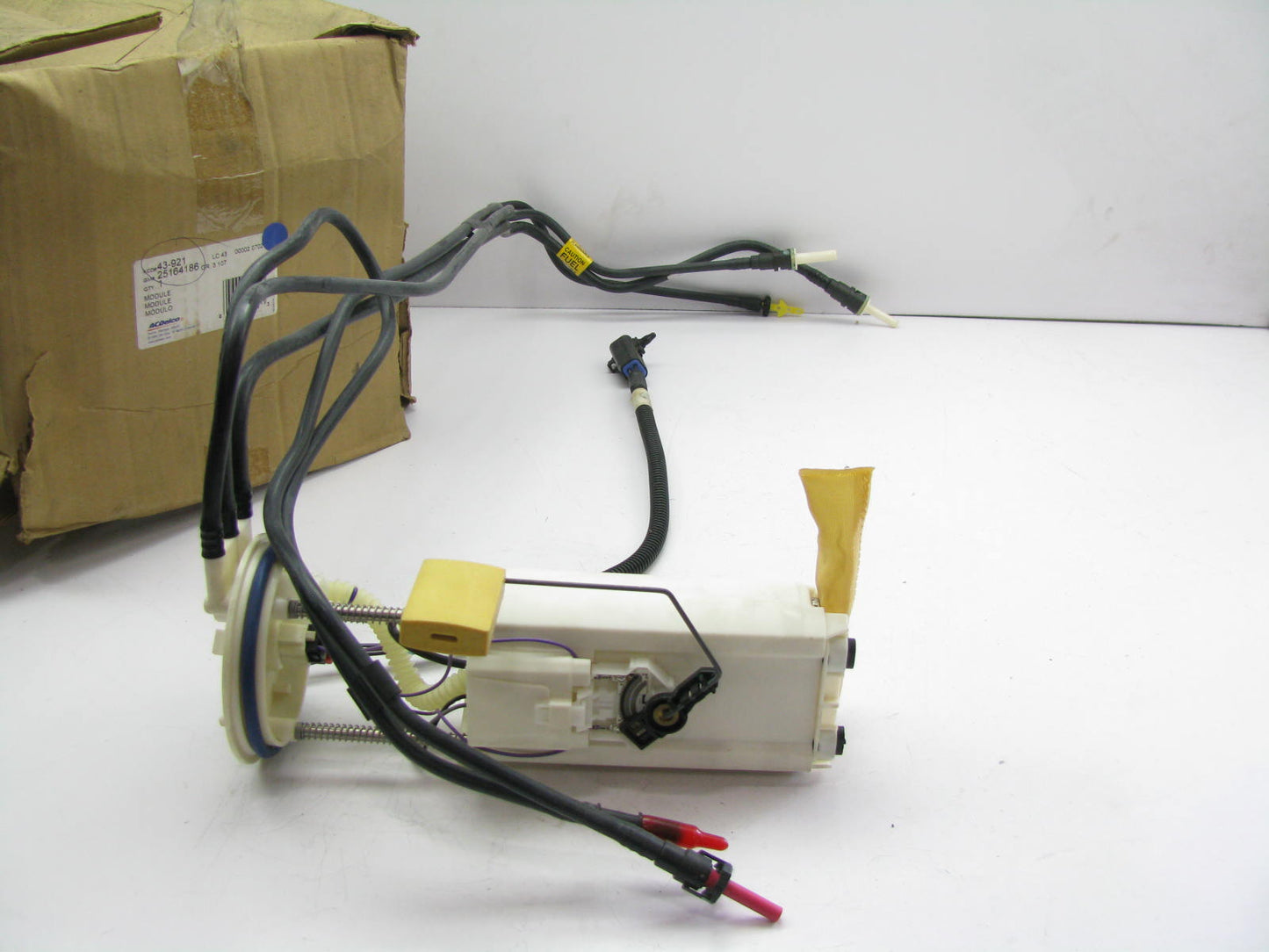 Acdelco 43-921 Electric Fuel Pump 1997 Chevrolet Lumina, Monte Carlo 3.4L-V6