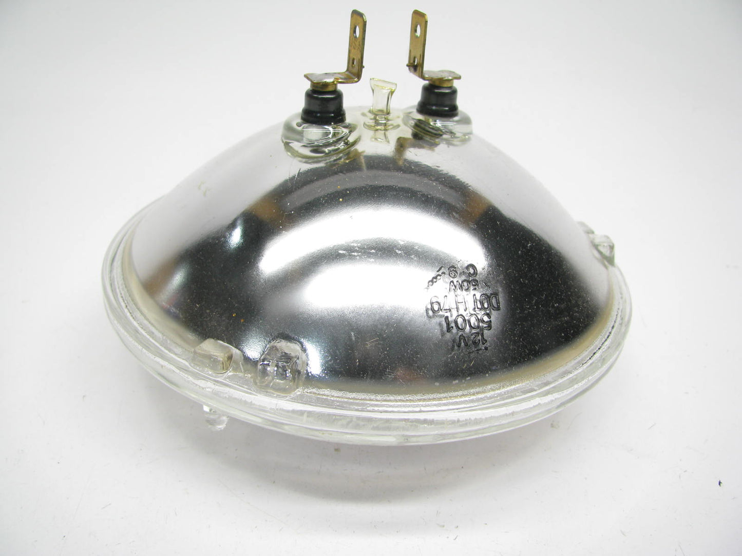 Acdelco 5001 Sealed Beam Headlight Headlamp Bulb 12V, Replaces # 4001
