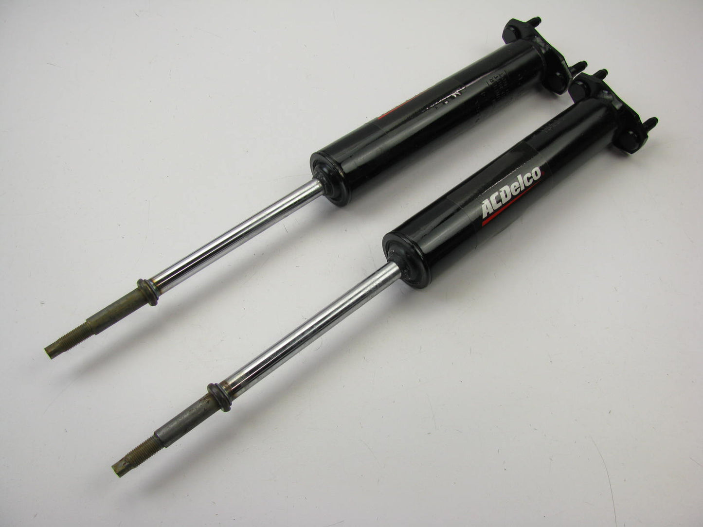 (2) Acdelco 560-10 Front Suspension Shocks 69-71 Ford Ranchero, 1977 Versailles