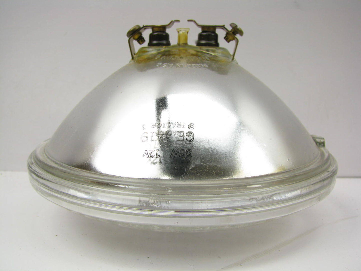 Acdelco 5948780 Sealed Beam Headlamp Bulb - PAR 45 5-3/4'' Diameter 12V