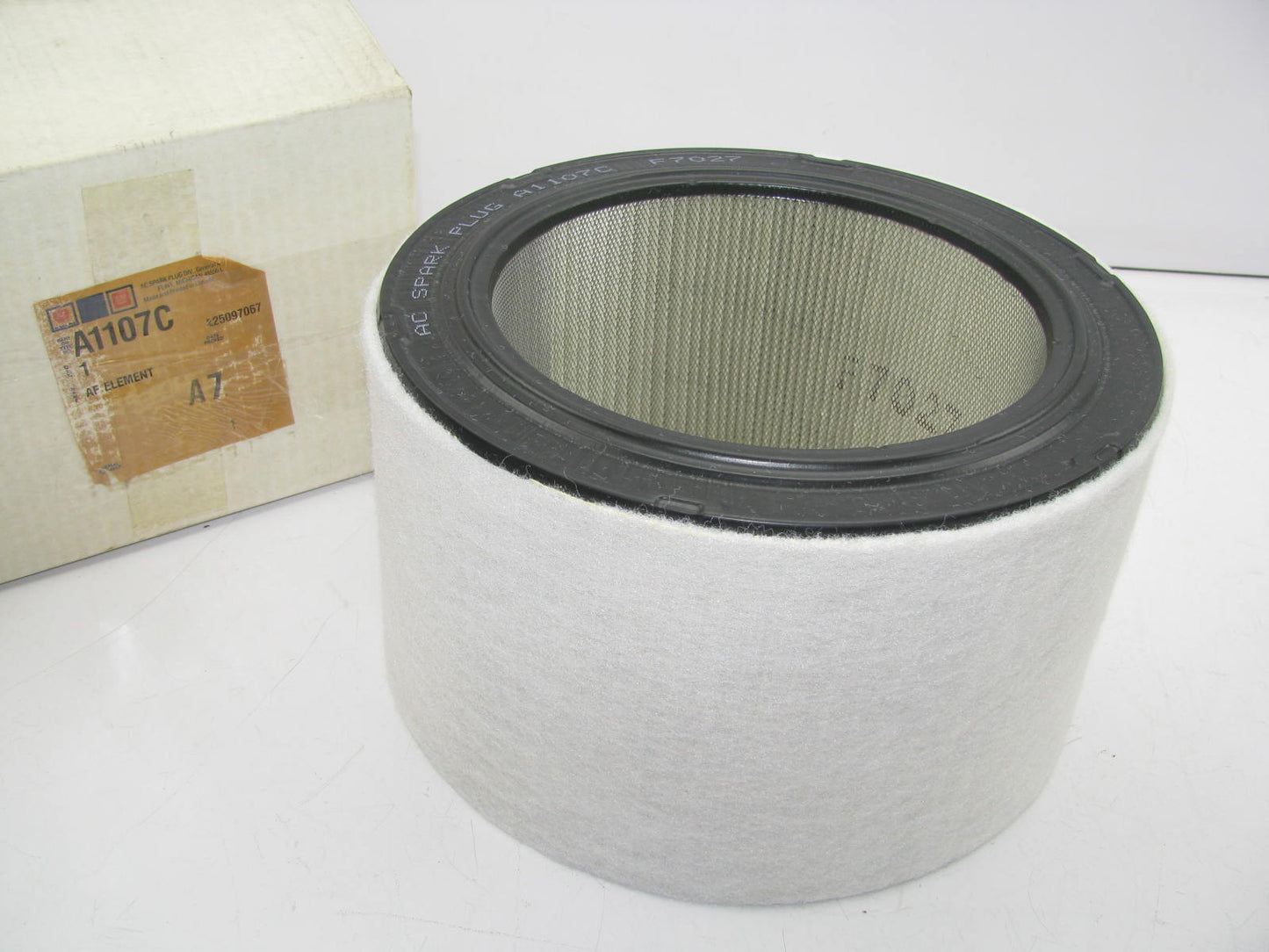 Acdelco A1107C Air Filter Replaces 25097067 CA3686 46204 A54436 LAF588