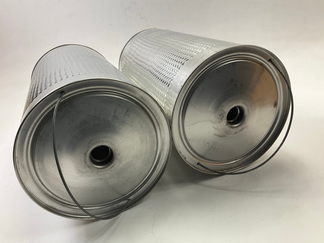 (2)  Ac Delco C267 Diesel Engine Oil Filters OEM GM 5573898, Replaces Fram C175E