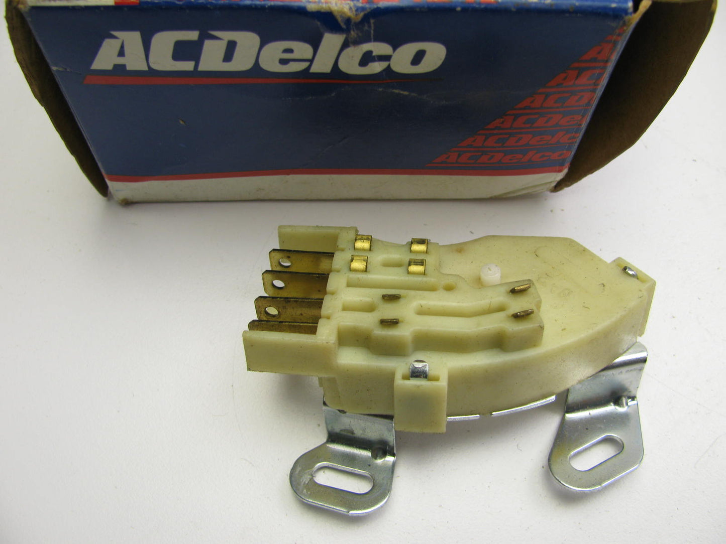 New Acdelco D2271 Back Up Lamp Light Neutral Safety Switch