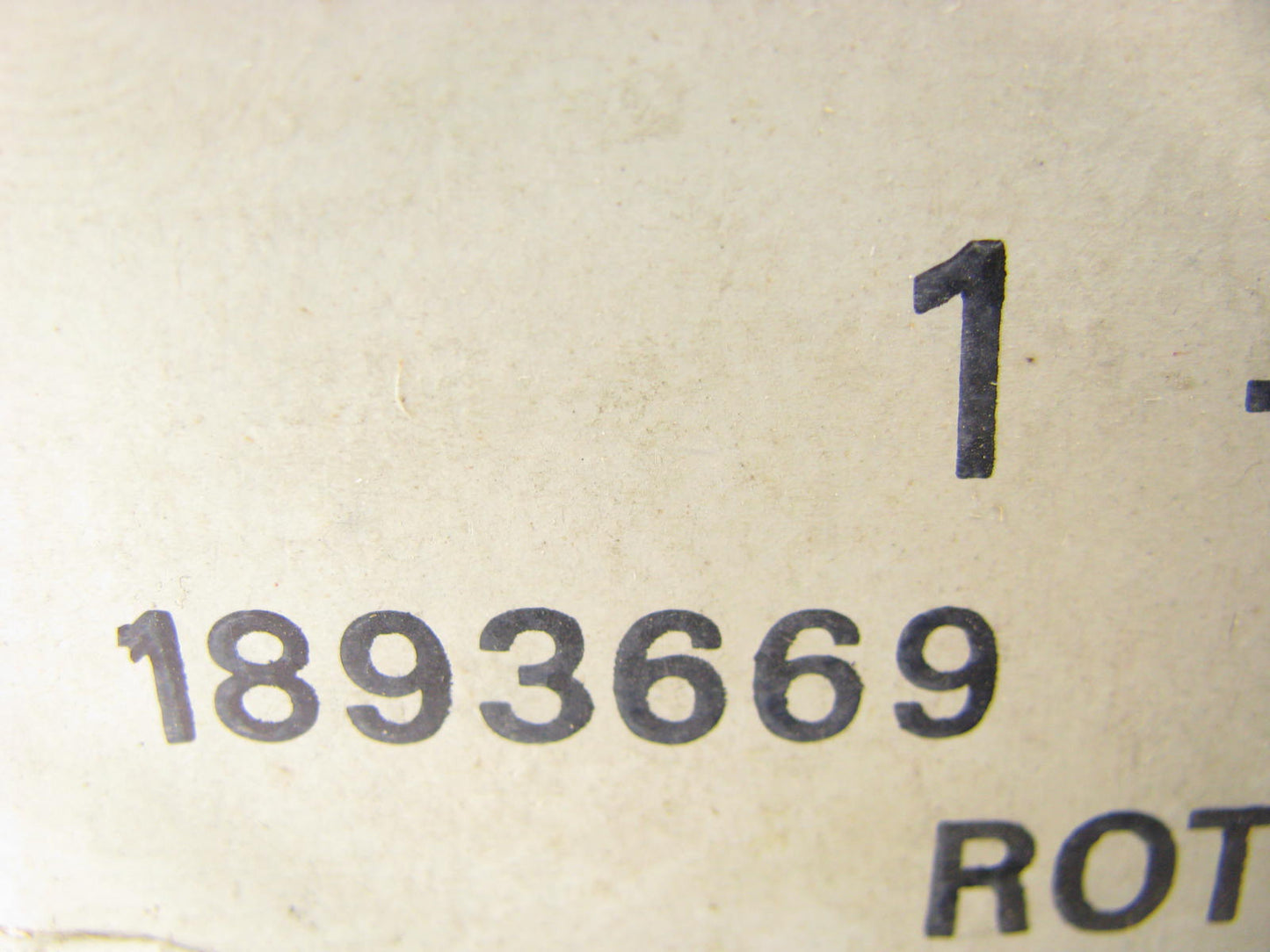 NEW GENUINE Distributor Rotor Delco Remy D432 GM Original Equipment # 1893669