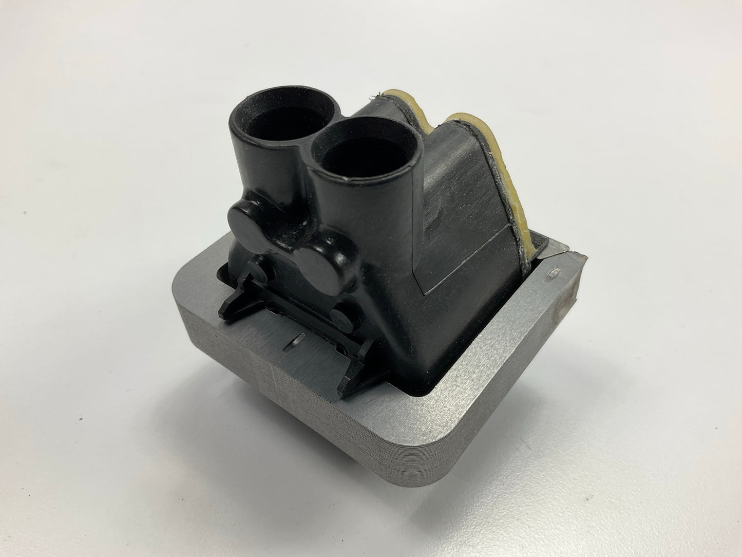 Acdelco D563 Ignition Coil OEM GM 10457109