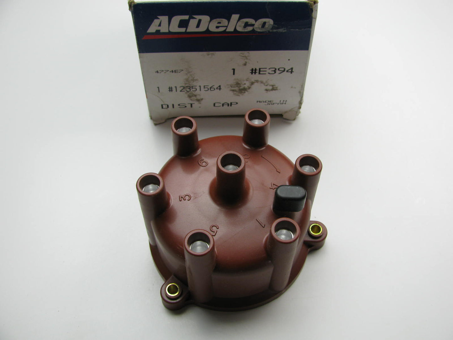 ACDelco E394 Distributor Cap For 79-80 Toyota Celica 2.6L & 80-82 Cressida 2.8L