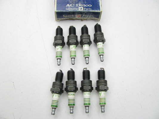 SET Of 8 - NEW GENUINE Acdelco R43CXLS Spark Plugs