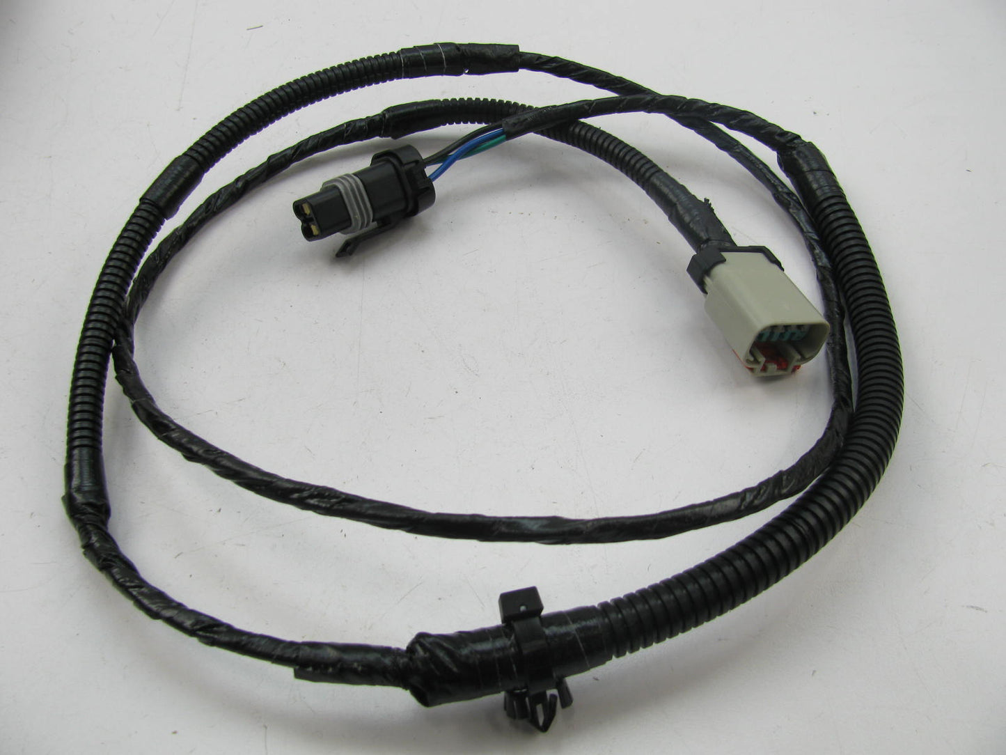 Fuel Pump Harness Connector For 1991-1993 Chrysler Town & Country, Caravan