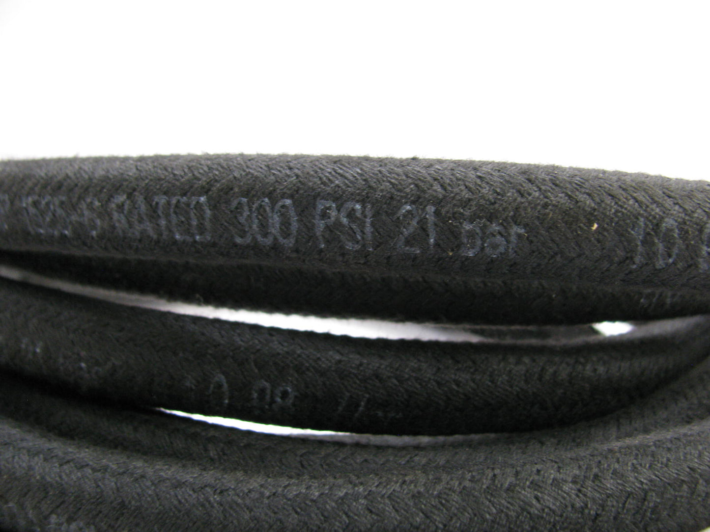 25 FEET - Aeroquip 1525-6 Braided Push-on 3/8'' Multi-purpose Hose, 300 PSI