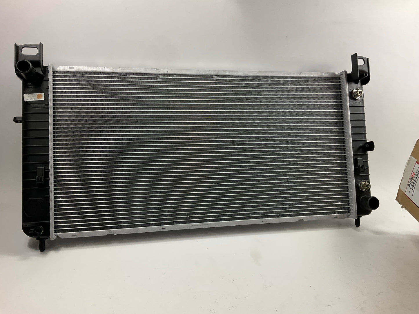 Minor Cosmetic Fin Damage - Agility 8012423 Radiator