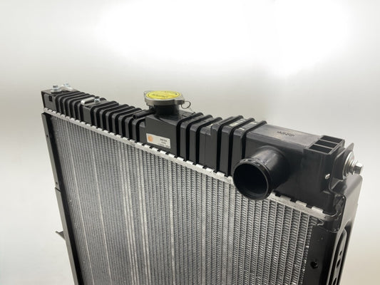 Agility 8067404 HD Radiator For 1991-1994 Nissan UD 1800 2000 2300 2600 Truck