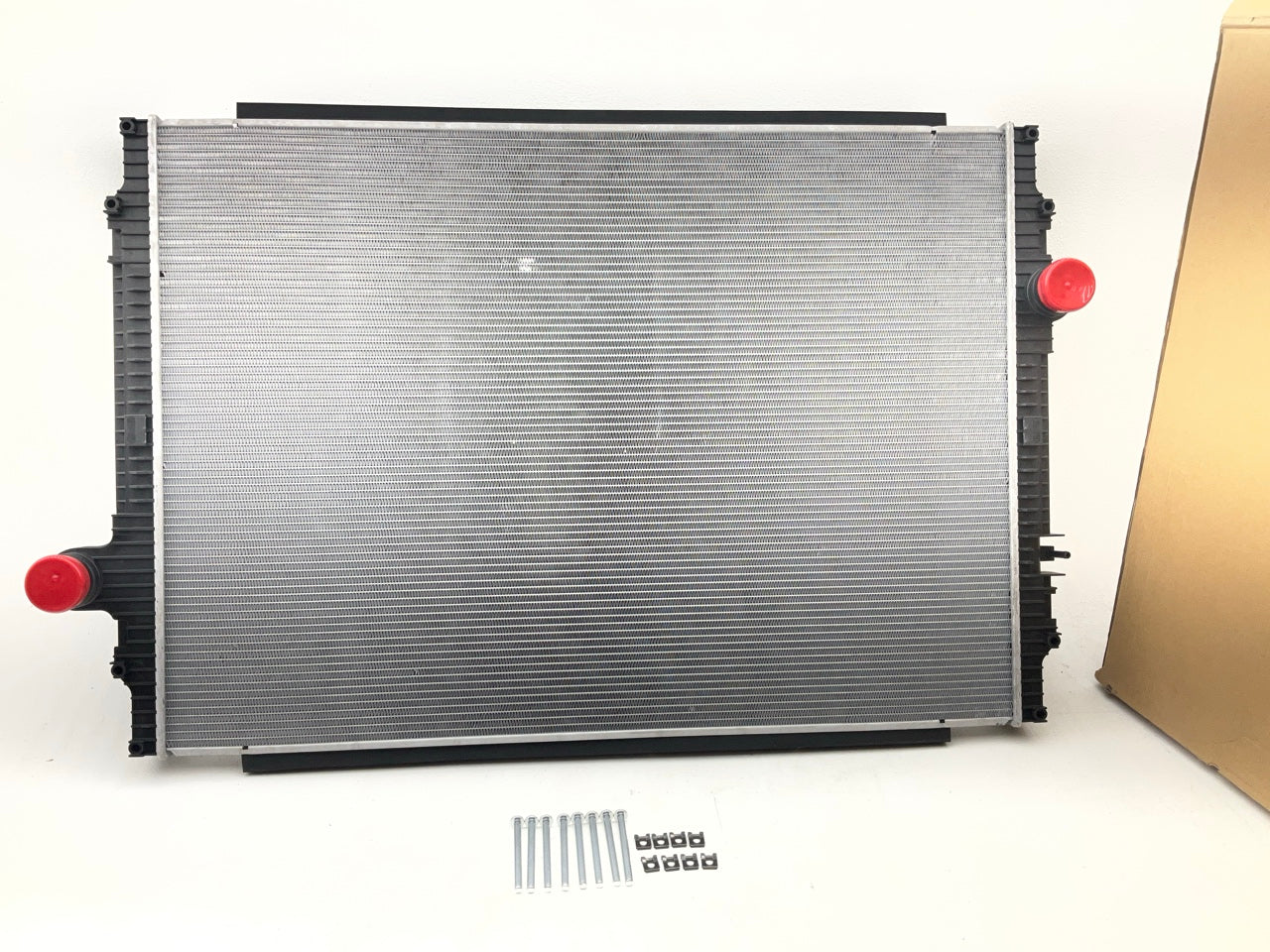 Agility 8070073 Radiator For 2011-2013 Kenworth T660, 2012 T400, 2009 T370