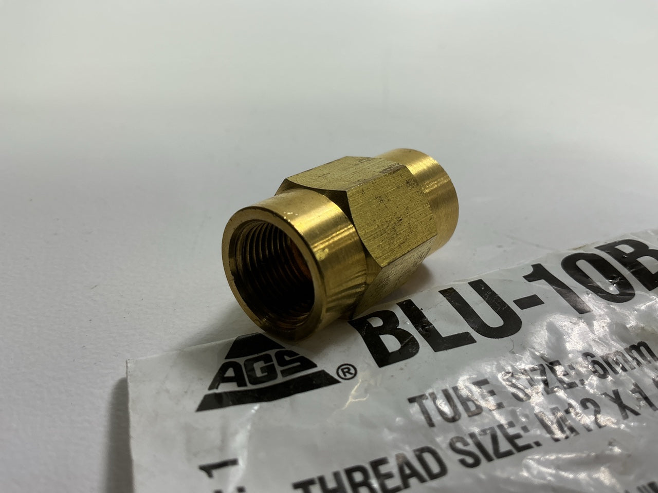 AGS BLU-10B Brass Brake Line Union, 6mm (M12x1.0 Bubble)