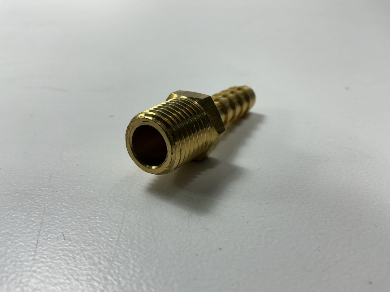 AGS FHF-14B 5/16'' Barbed Hose To 1/4'' NPT Male (1/4-18 NPTM) Brass Fitting