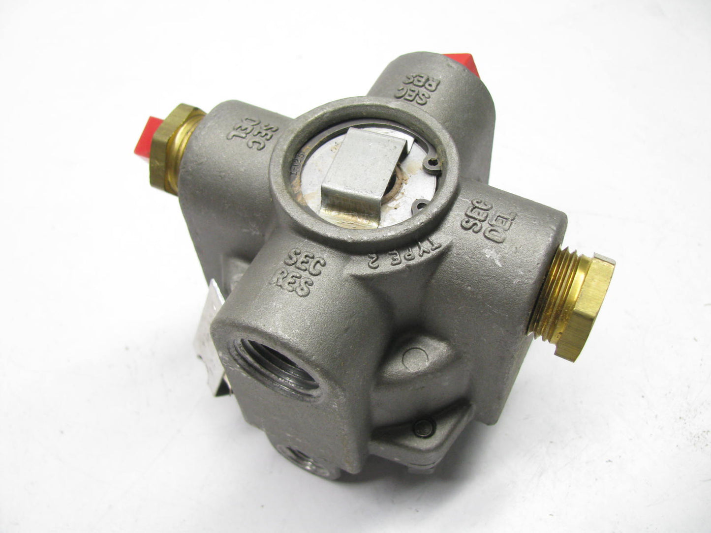 REMAN. Air Brake Product A86314 RG2 Air Brake Relay Valve - 2-Port  KN28510X