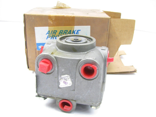 Air Brake Product N30096 Two Port Single Control Line Tractor Relay Valve