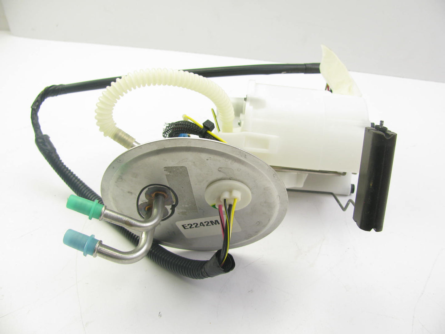 Airtex E2242M Fuel Pump Module Assembly for 1999 Ford Taurus 3.0L-V6