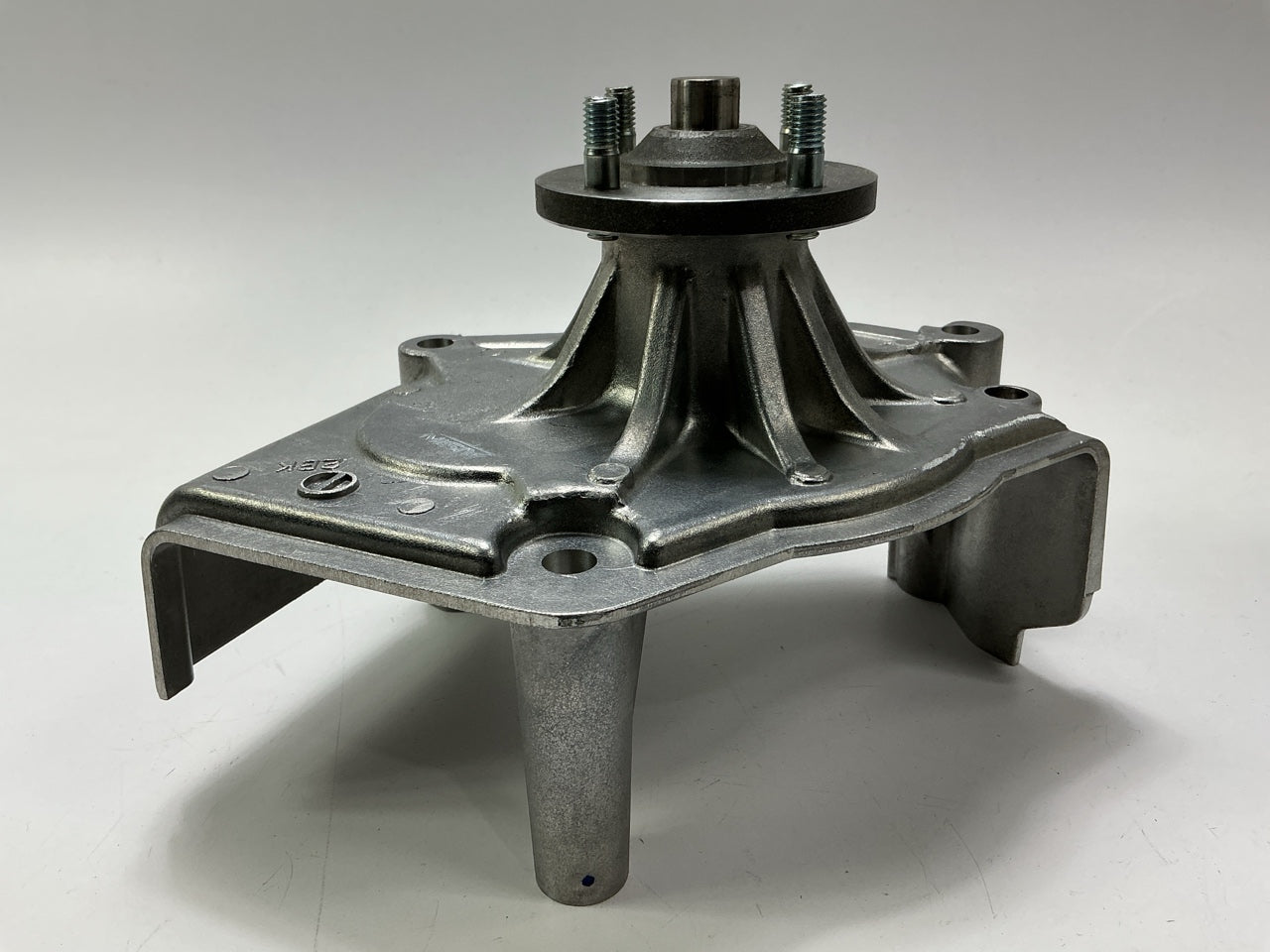 Genuine Aisin 16307-62011 (FBT-004) Engine Cooling Fan Pulley Bracket