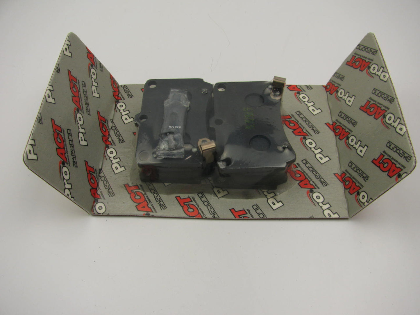 Akebono D466CP FRONT Ceramic Brake Pads