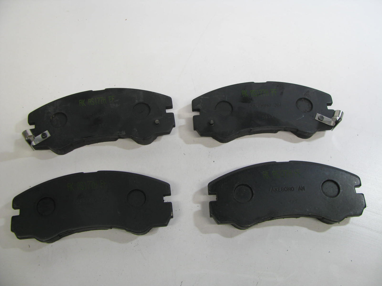 Akebono D579CP Performance Front Disc Brake Pads - Ceramic