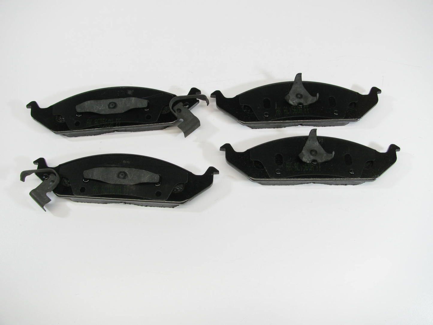 Akebono D650CP Premium Ceramic Frond Disc Brake Pads