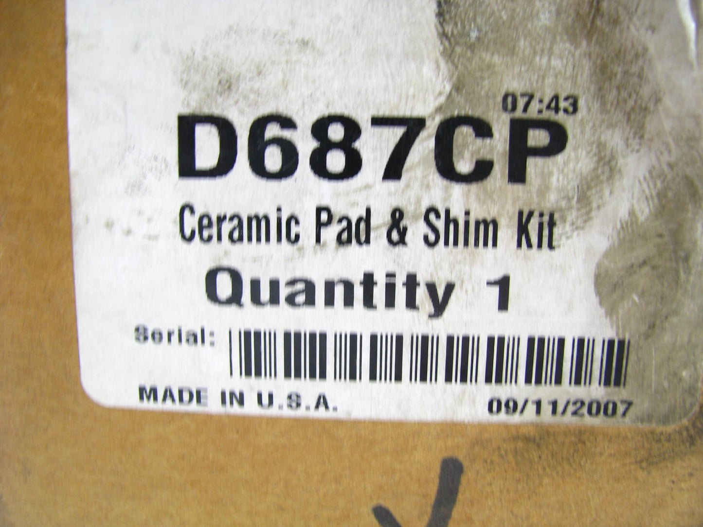 Akebono D687CP Front Disc Brake Pads - Ceramic