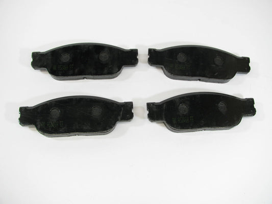 Akebono D805CP Front Disc Brake Pads For 2000-2002 Jaguar, 2002-2004 Thunderbird